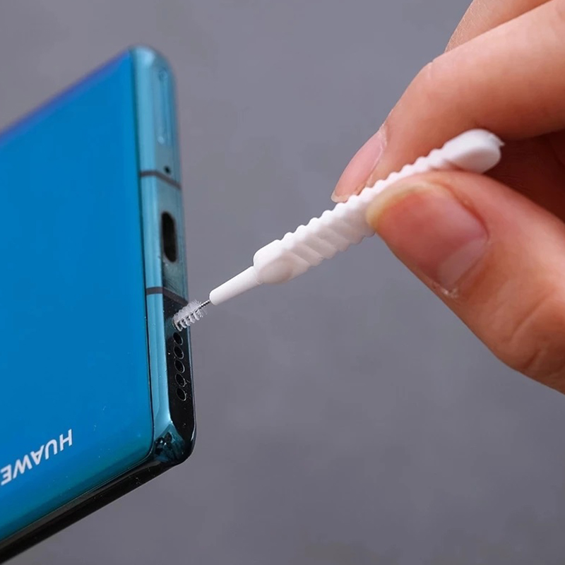 Phone Cleaning Set Universal M - огляд і ціна Dust Removal Sticker